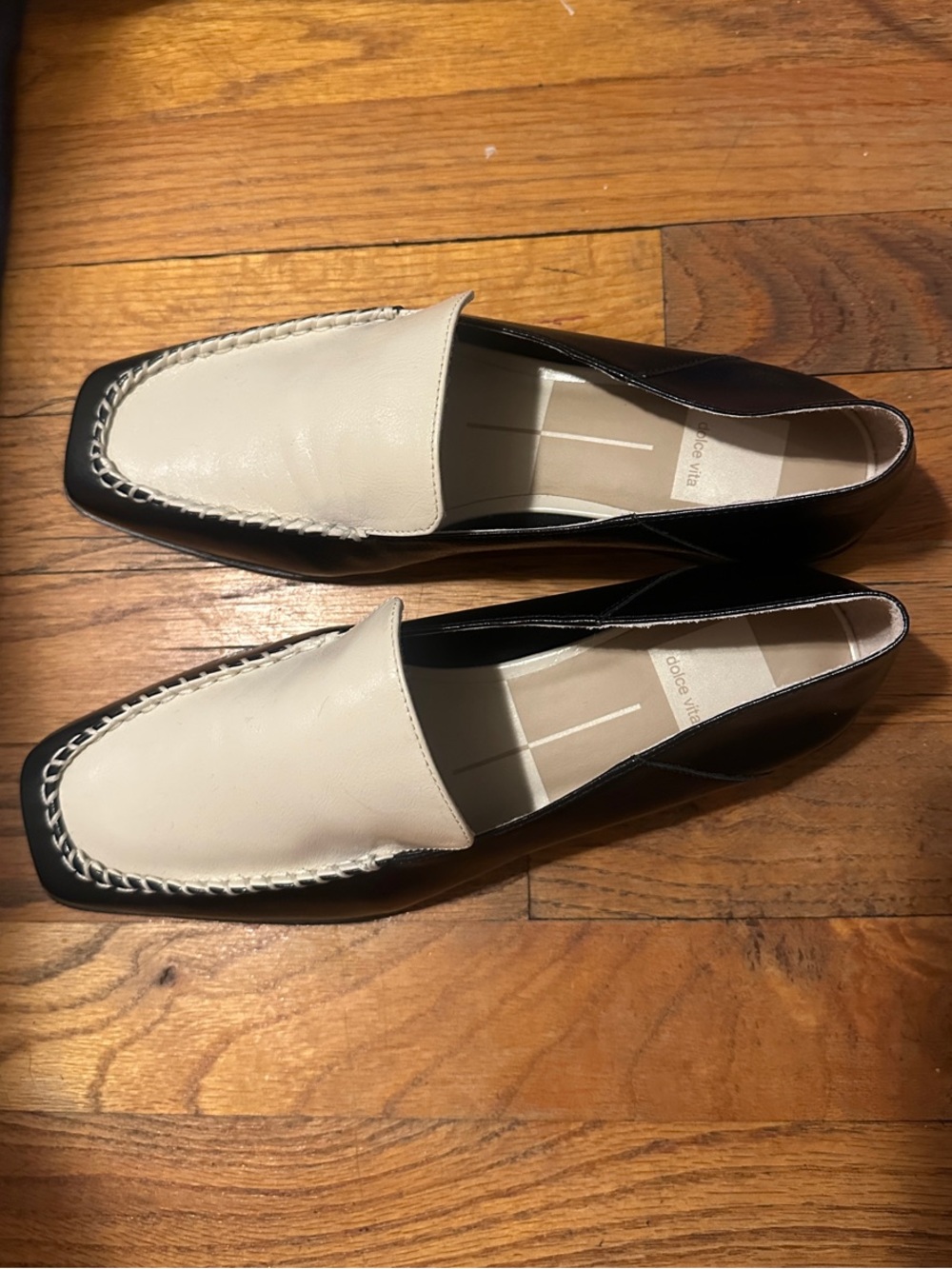 DOLCE VITA
Beny Wide Flats White Black Crinkle Patent